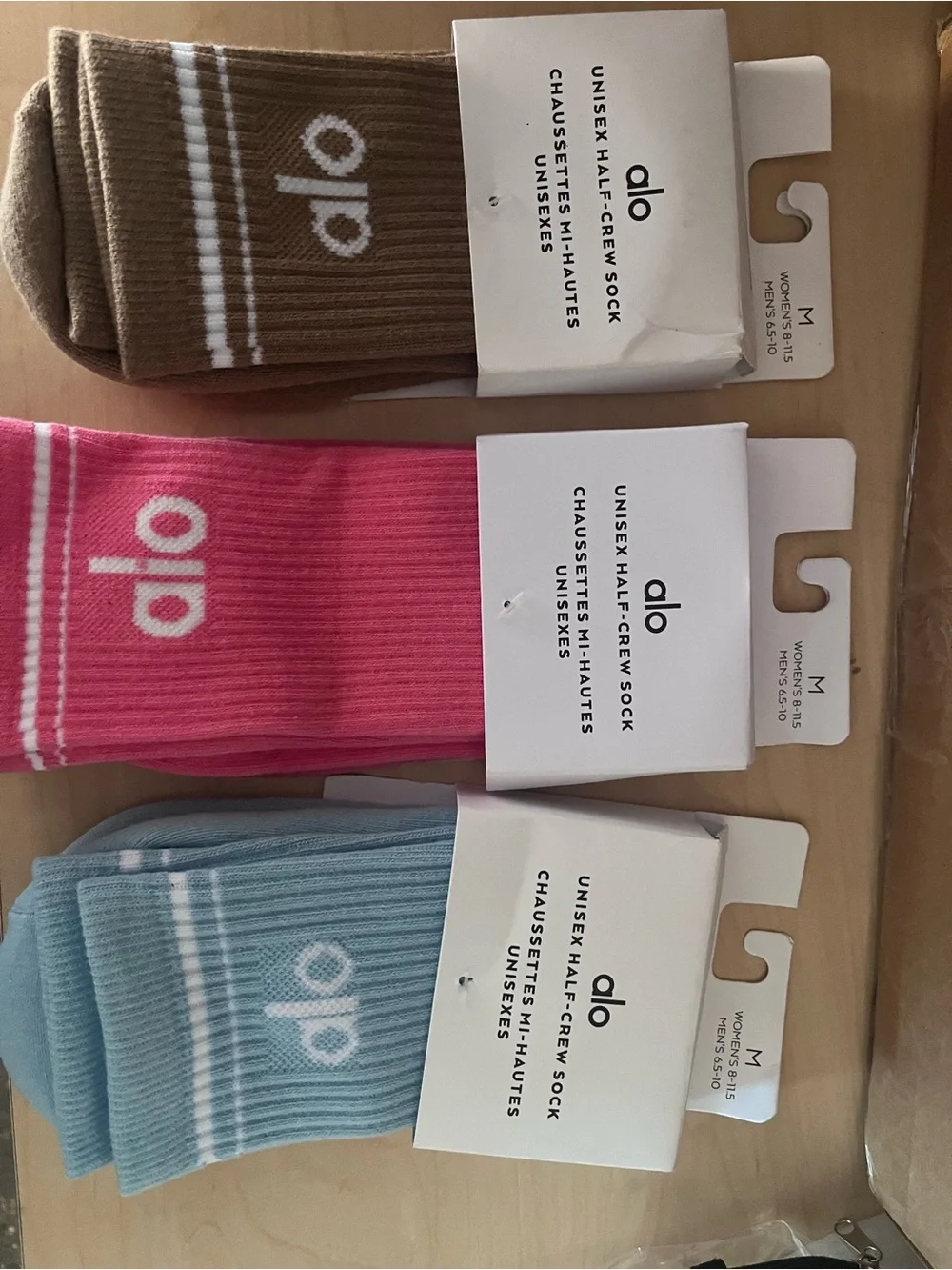 ALO Yoga Unisex Crew Socks - Pink, Blue, Brown (3-Pack) lot bundle gift set new
